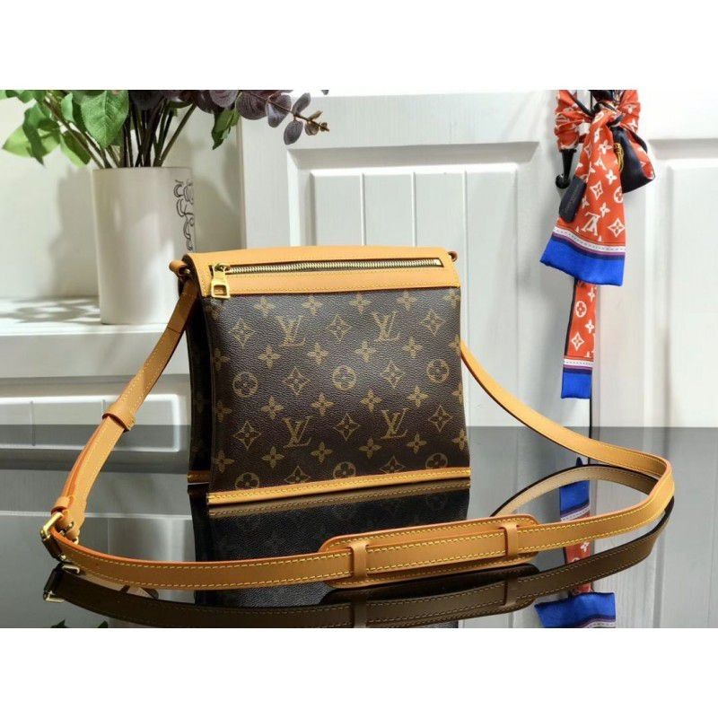 Shoulder Bags M44659