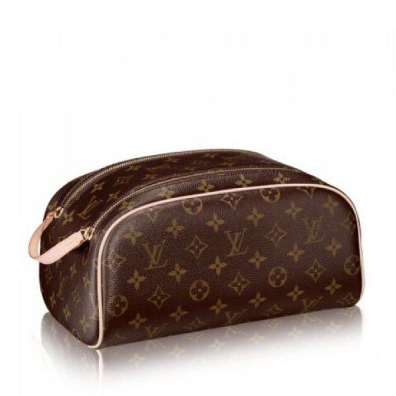 King Size Toiletry Bag Monogram Canvas M47528