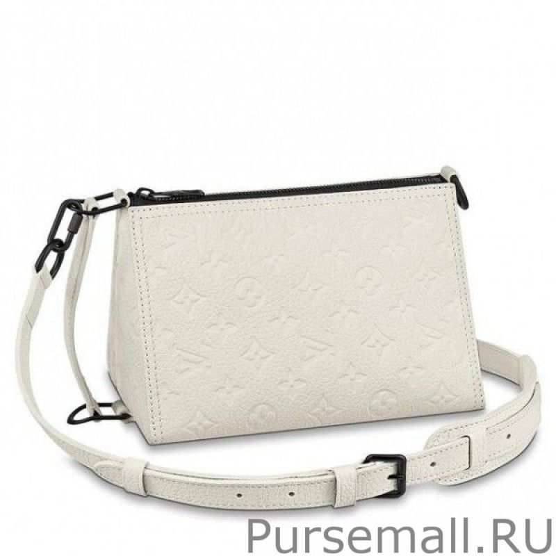 Triangle Messenger Monogram Taurillon M55927