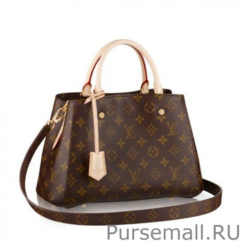 Pochette Voyage MM Monogram Canvas M80792