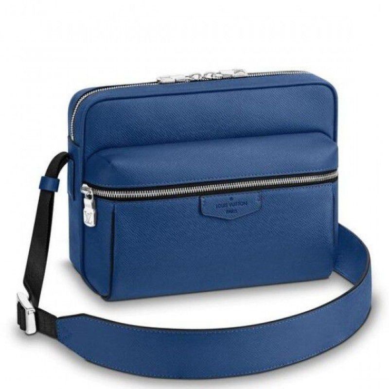 Outdoor Messenger PM Bag Taiga Leather M33437