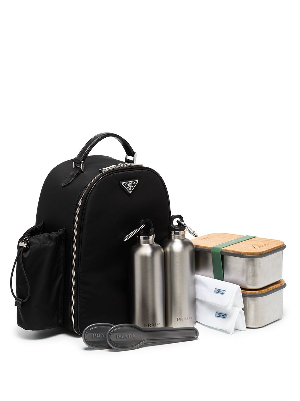 Pra*a picnic backpack with utensils