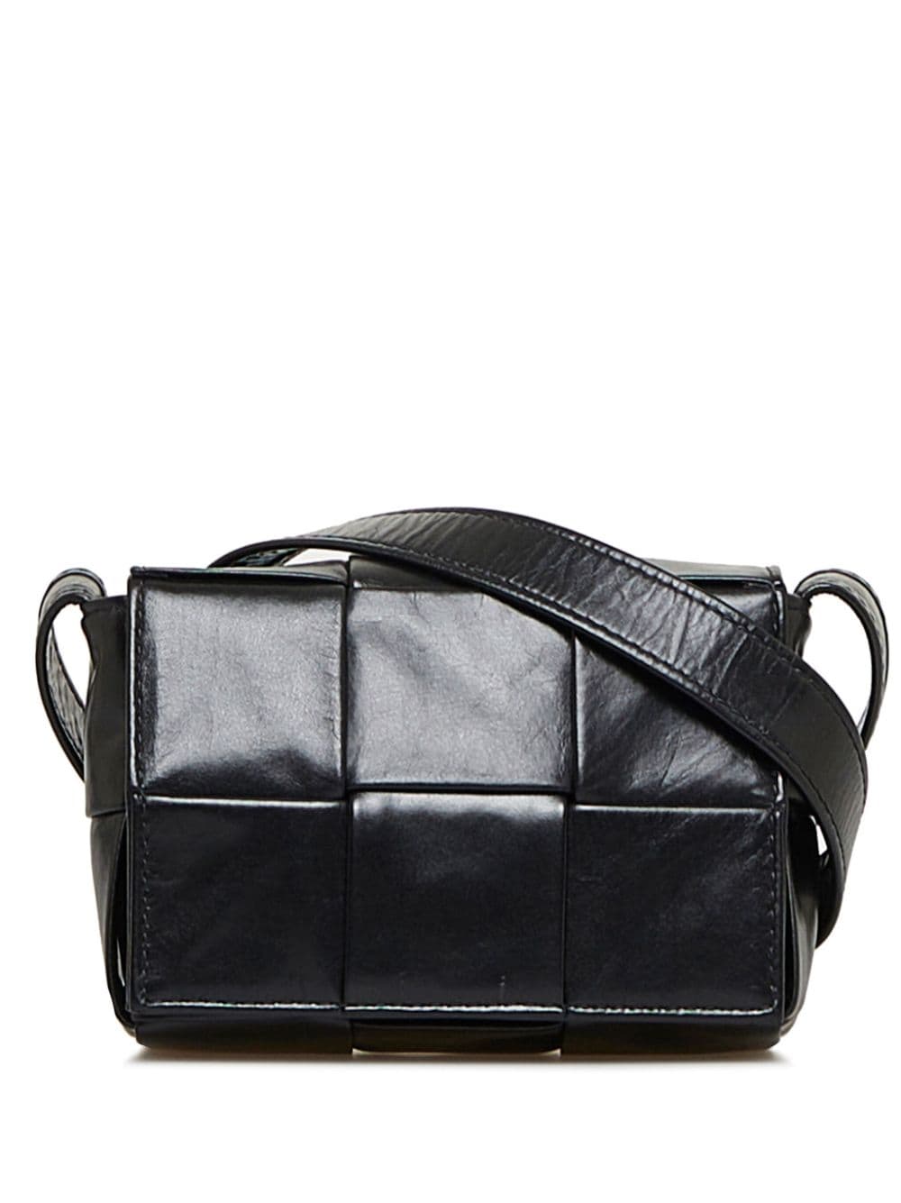 Bo*te*ga ve*ne*ta   maxi intrecciato cassette shoulder bag