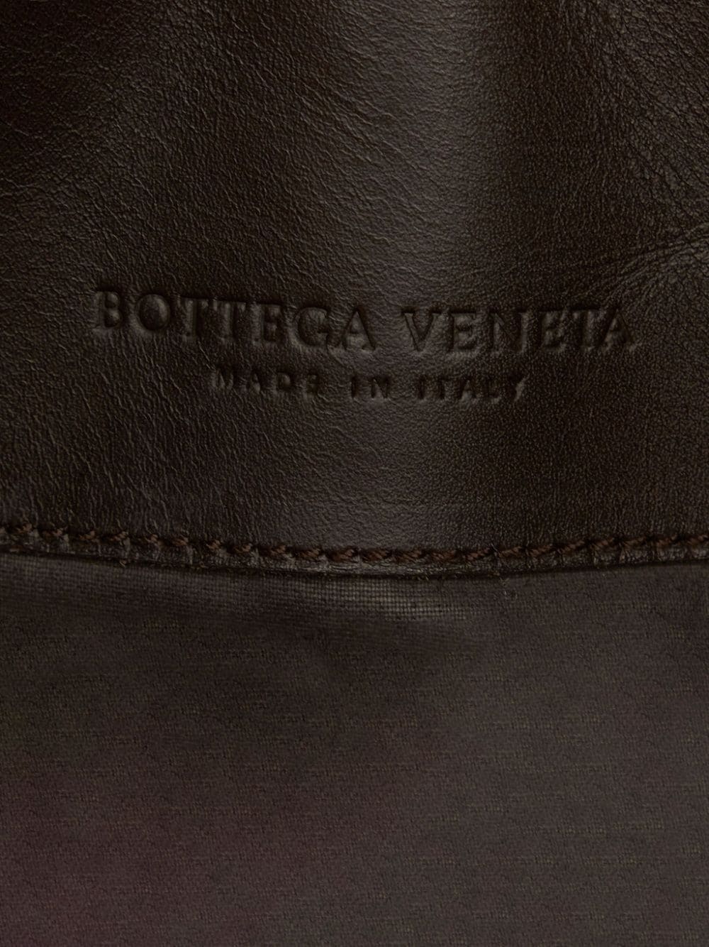 Bo*te*ga ve*ne*ta   intrecciato leather crossbody bag